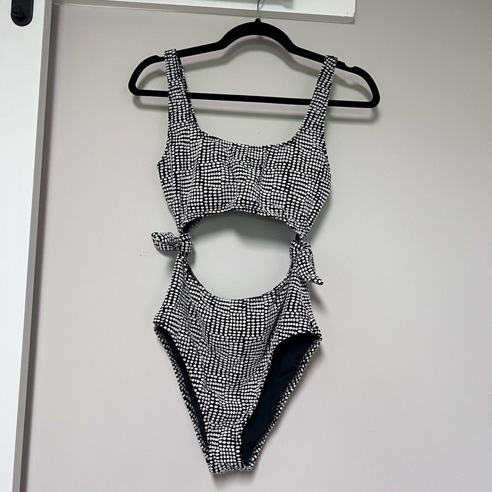 Aerie Swimmie